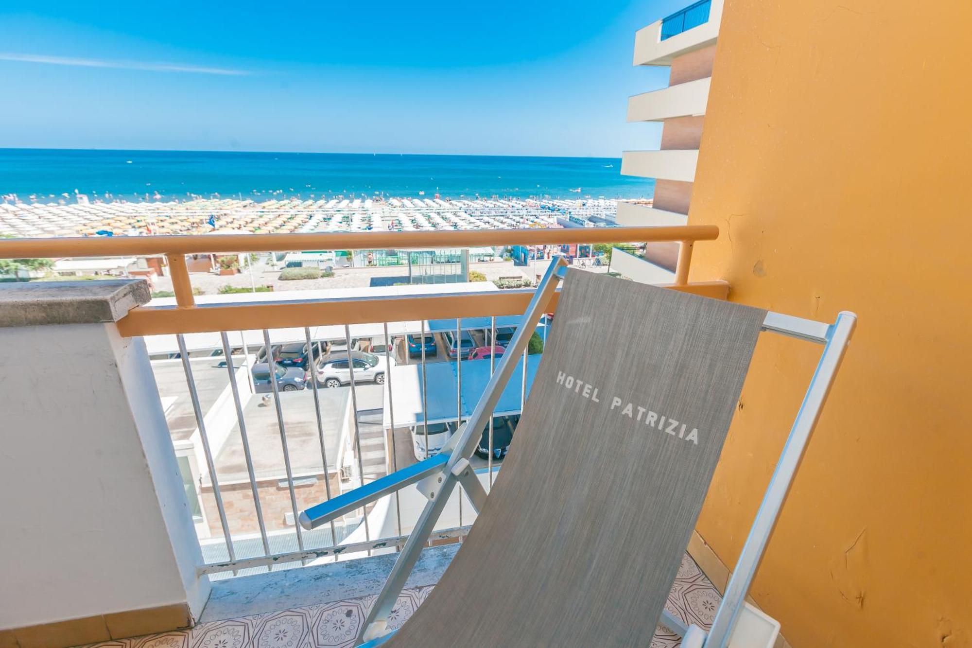 Hotel Patrizia Riccione Buitenkant foto